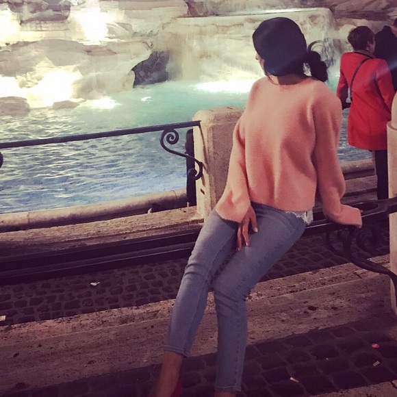 Twin-Set Sweater. - Picture 2 of 9